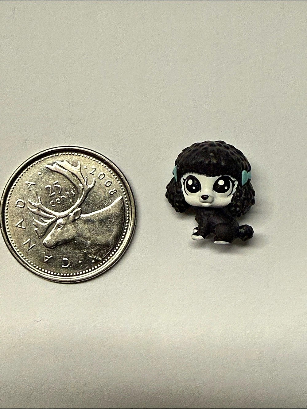 Hasbro Foggy Whitepaws (#1-32) ) Black & White Mini Figure